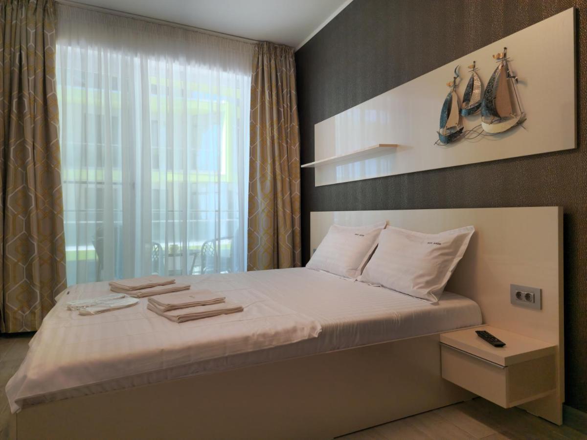 Dava Aparthotel Pool & Spa Mamaia Nord Năvodari Екстериор снимка